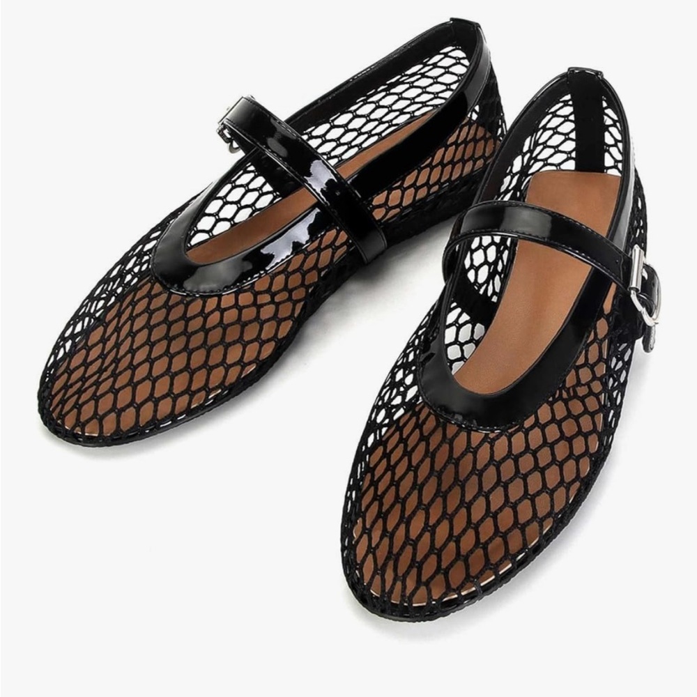 Black Mesh Flats, New in Box!